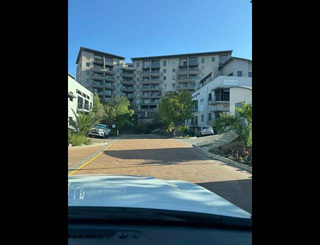2 BEDROOM APARTMENT FOR SALE IN TYGER VALLEY